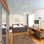 & Brauereigasthof Drei Kronen Hotel