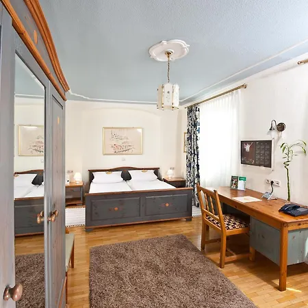 & Brauereigasthof Drei Kronen Hotel