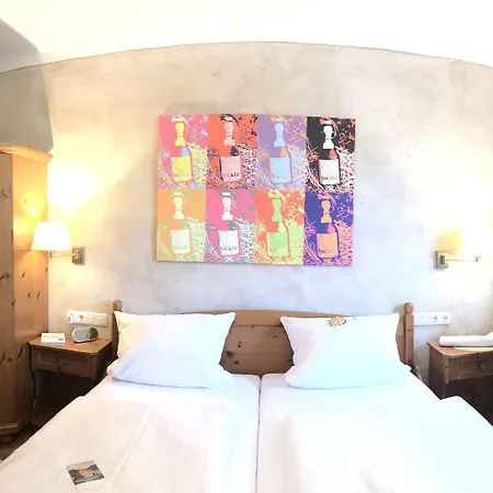 酒店 布拉瑞加斯多夫三冠酒店 3*