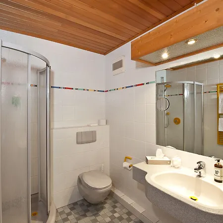 & Brauereigasthof Drei Kronen