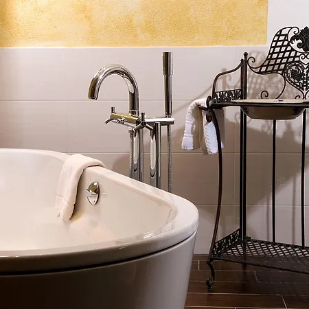 布拉瑞加斯多夫三冠酒店 梅莫斯道夫