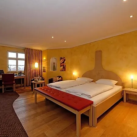 & Brauereigasthof Drei Kronen Hotell