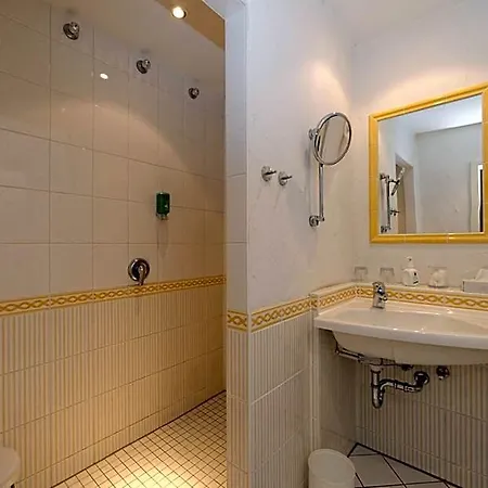 & Brauereigasthof Drei Kronen Memmelsdorf