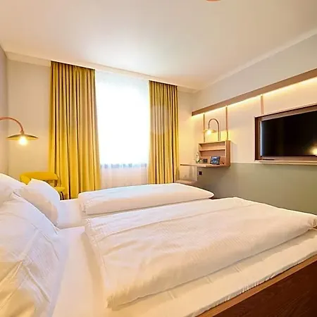 & Brauereigasthof Drei Kronen Hotell
