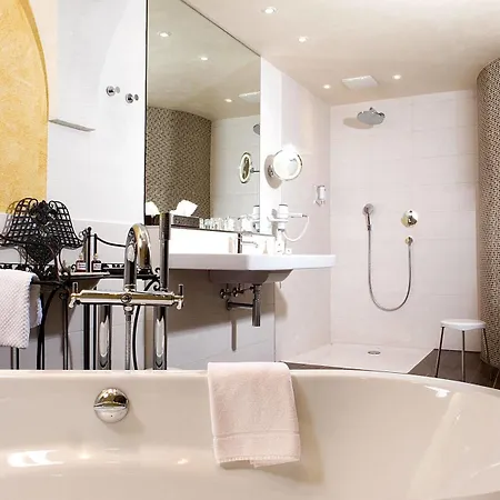 & Brauereigasthof Drei Kronen Hotel 3*