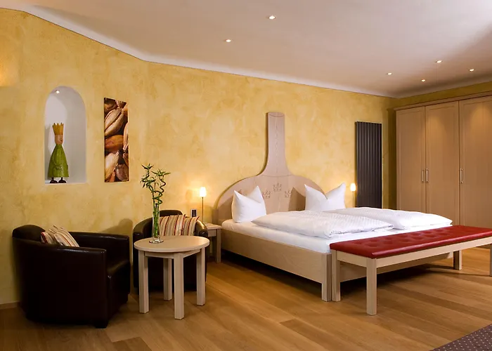 Отель & Brauereigasthof Drei Kronen 3*