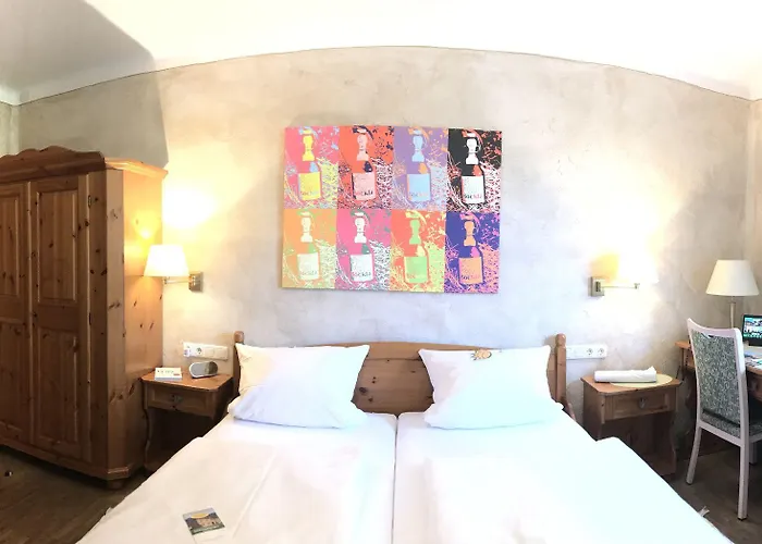 Hotel & Brauereigasthof Drei Kronen 3*