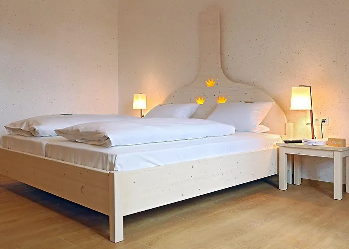 & Brauereigasthof Drei Kronen 3*